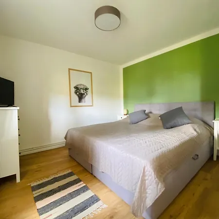 Straussenblick - Keine Monteure * Bad Fallingbostel