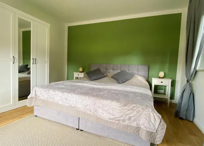 Дом отдыха Straussenblick - Keine Monteure *